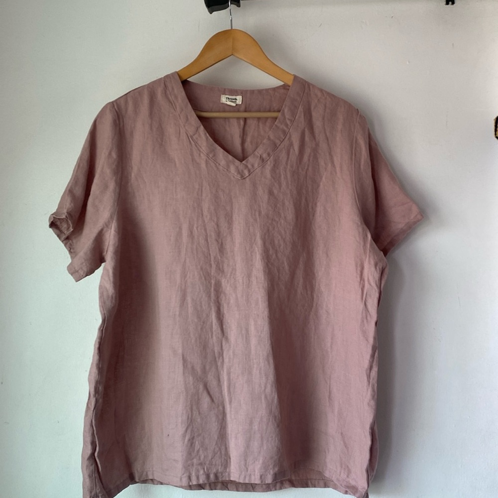 Bed Threads L Linen V Neck Top - Picture 2 of 12